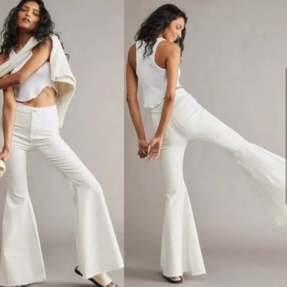 Free People We The Free Bell Bottom Flare Jean White Size 26R - Picture 2 of 8
